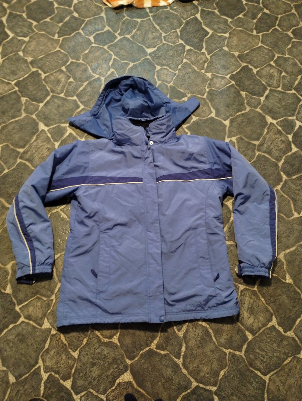 L.L Bean women's 2 in 1 waterproof heavy ski jacket